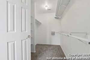 Building Photo - 23613 Grayling Ln