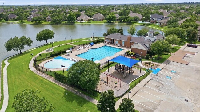 Building Photo - 10926 Wynfield Springs Dr