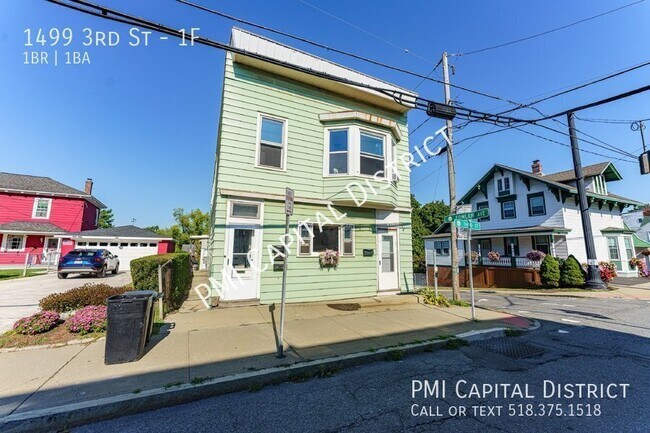 Building Photo - 1499 3rd St