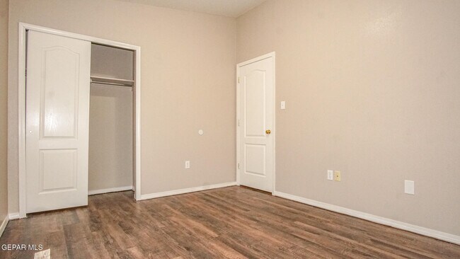 Building Photo - 12841 Tierra Ayala Dr