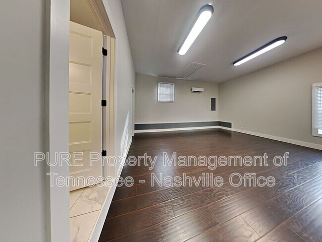 Building Photo - 510 Spring Ln
