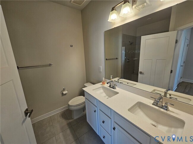 Building Photo - 2109 Old Manchester St