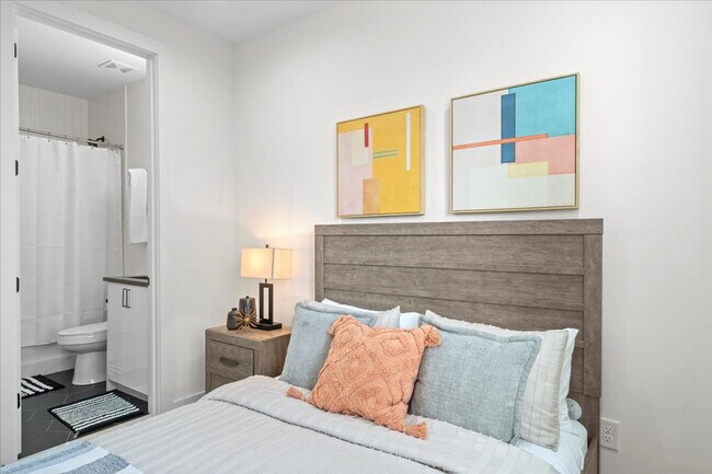 Building Photo - 1319 Anderson St