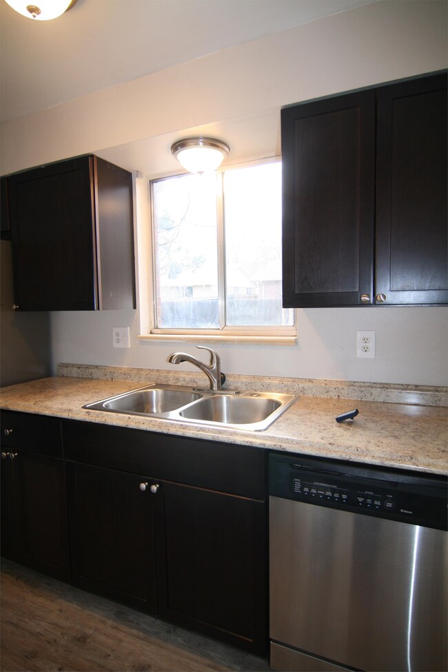 Building Photo - 4831 Field Ct