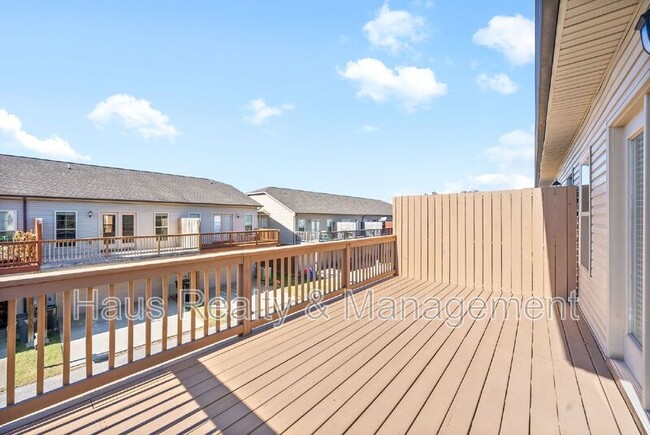 Building Photo - 172 Dundee Dr