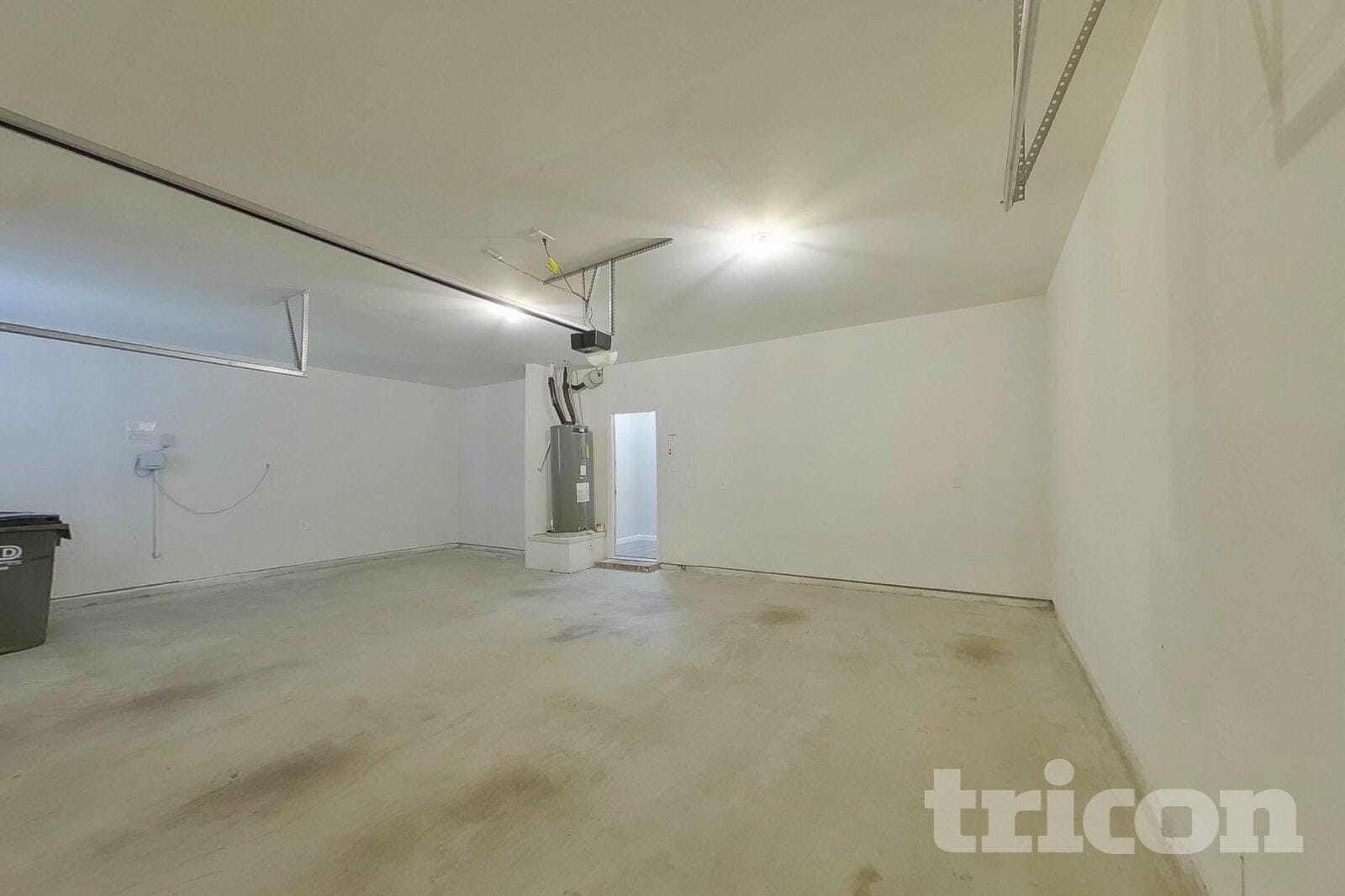 Building Photo - 2528 Granite Pass