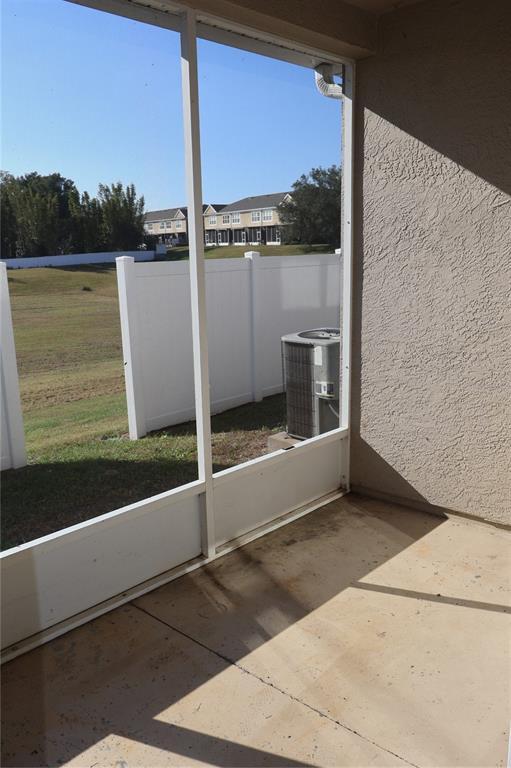 Building Photo - 4468 SW 49th Ave