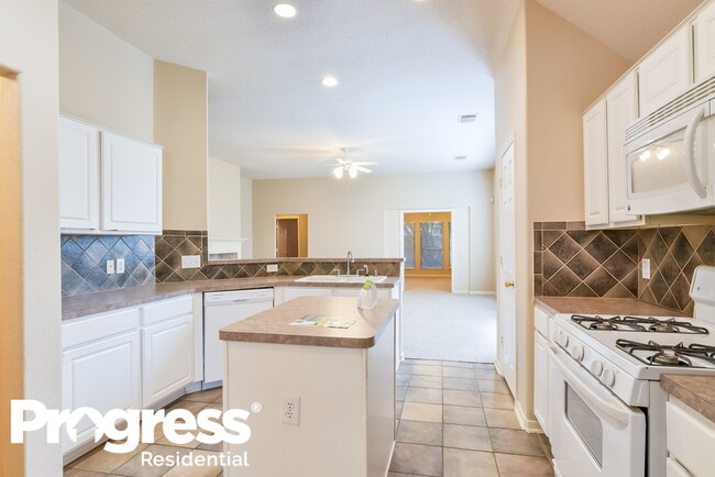 Building Photo - 14511 Heron Marsh Dr