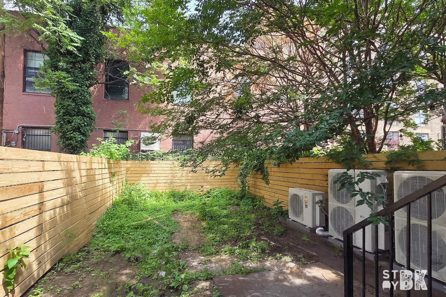 Building Photo - 275 Nassau Ave