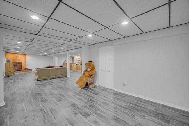 Building Photo - 933 Shambliss Ln