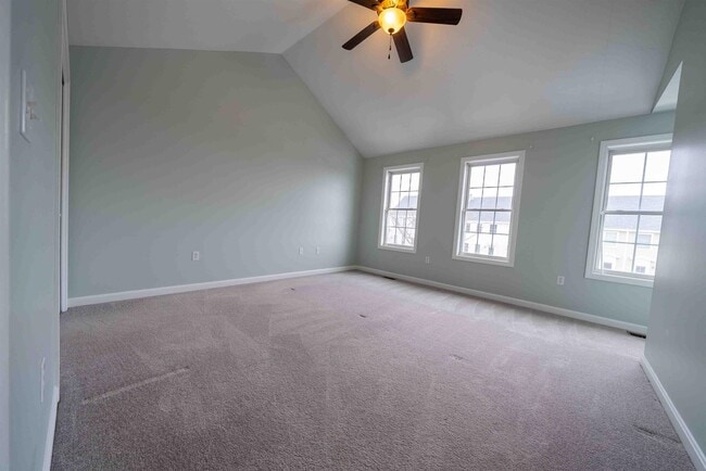 Building Photo - 59 Dicandra Dr