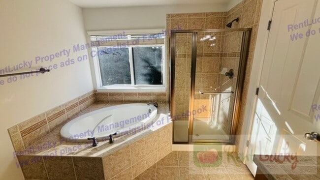 Building Photo - Fabulous 3-Bedroom Home in Popular Verdera Neighborhood in Mill Creek!!