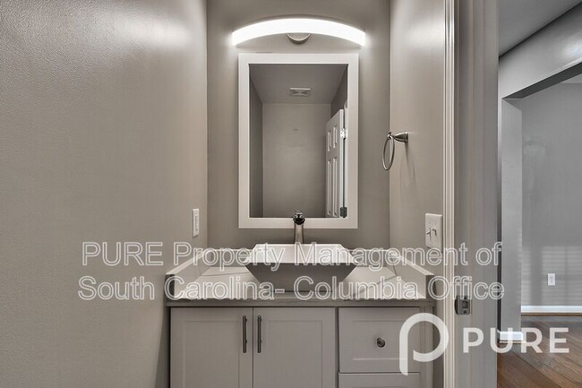 Building Photo - 134 Vermillion Dr