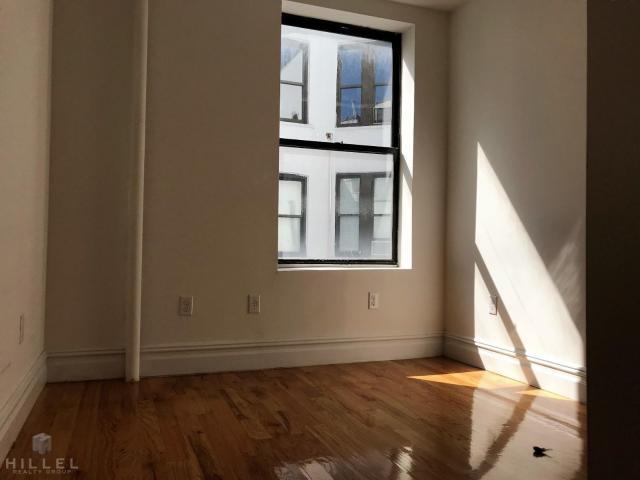 Building Photo - 2 bedroom in ASTORIA NY 11106