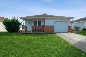 Building Photo - 436 St Thomas Dr