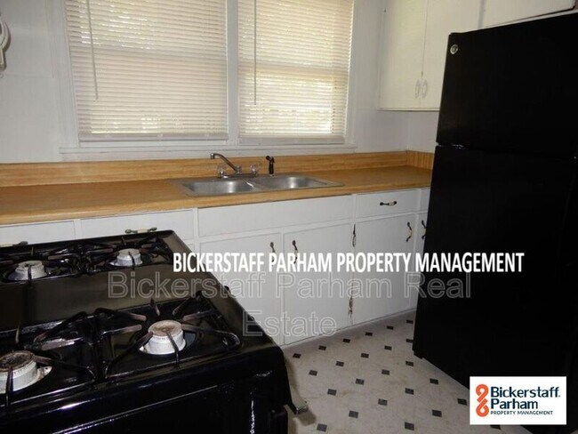 Building Photo - 4017 Trask Dr