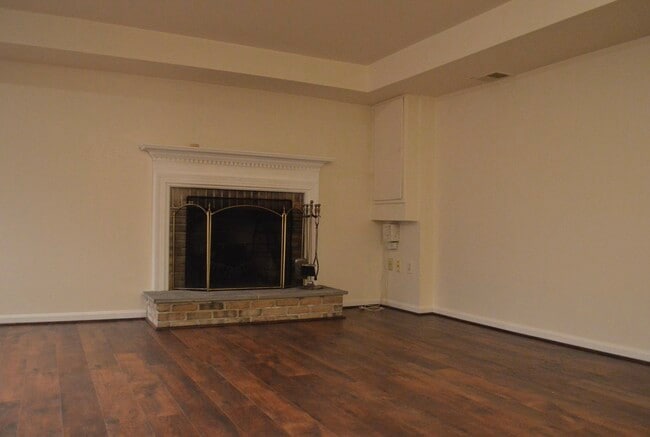 Building Photo - 17129 Briardale Rd