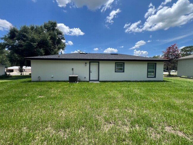 Building Photo - GREAT 3 BD/2BA Home in Ocala!!