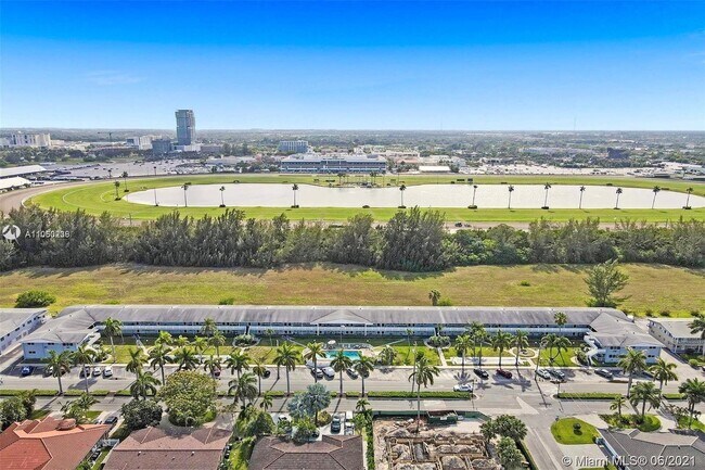 Building Photo - 600 Layne Blvd