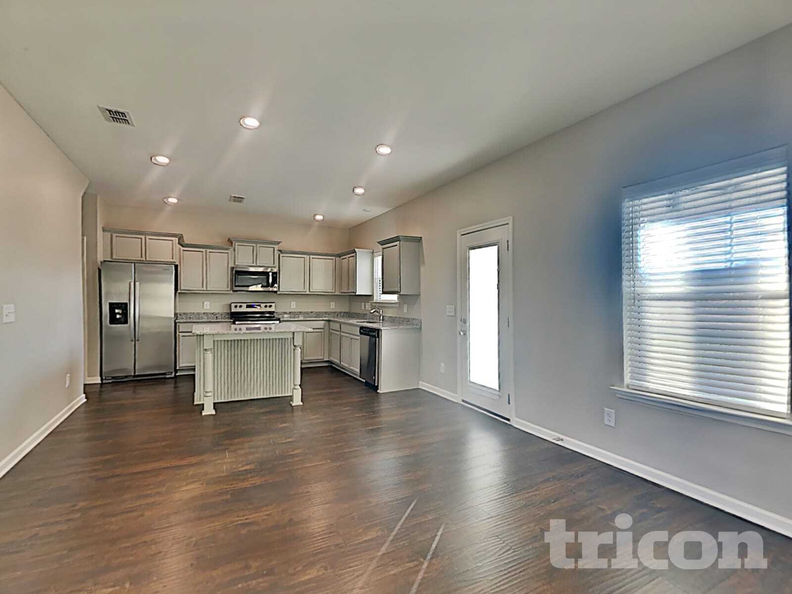 Building Photo - 604 Eagle View Dr
