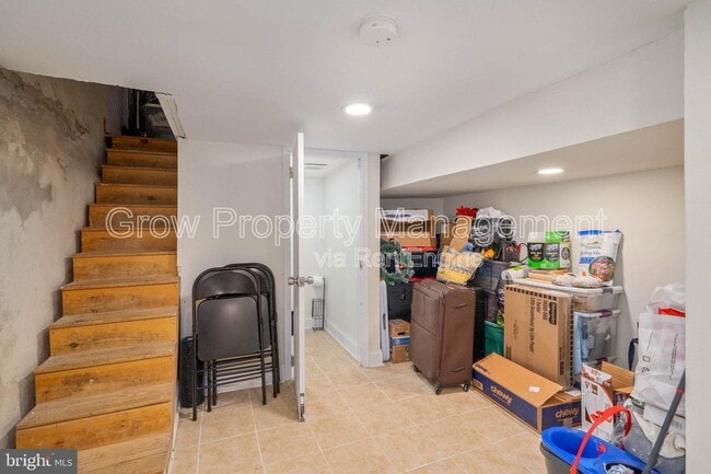 Building Photo - 1038 S Bouvier St