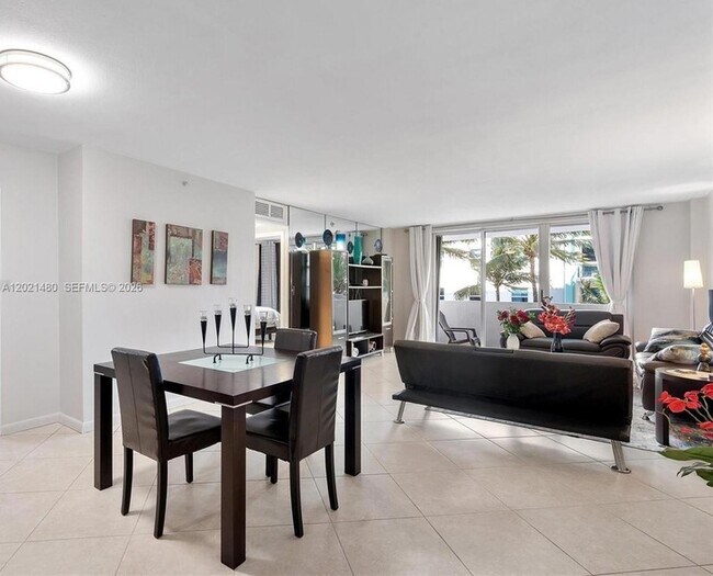 Building Photo - 9195 Collins Ave