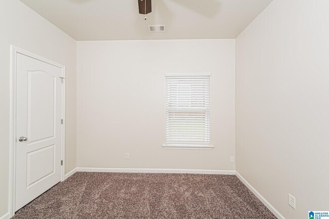 Building Photo - 6525 Southern Trace Dr
