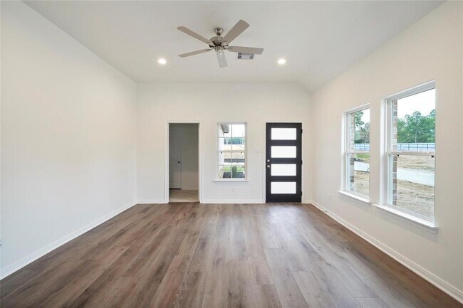 Building Photo - 11703 Eclipse Dr