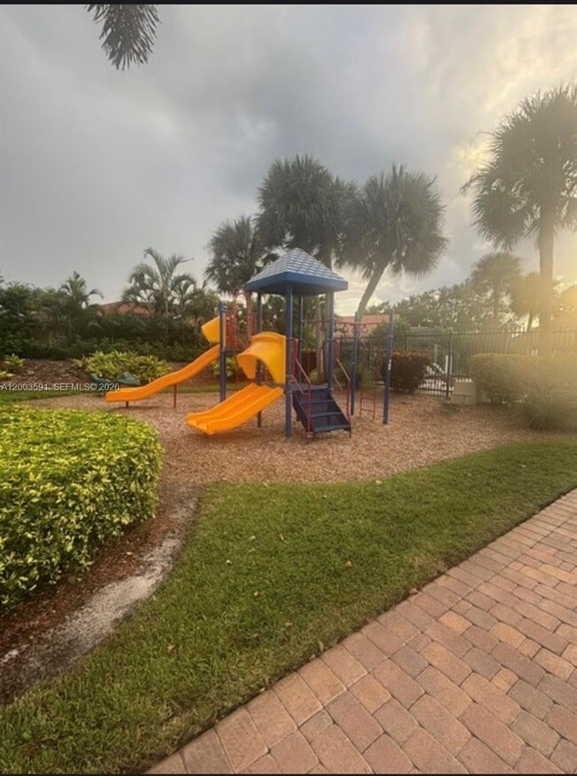 Building Photo - 12149 Quilting Ln