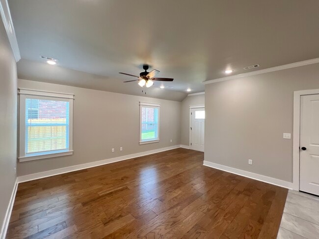 Building Photo - Bradford Drive Duplexes