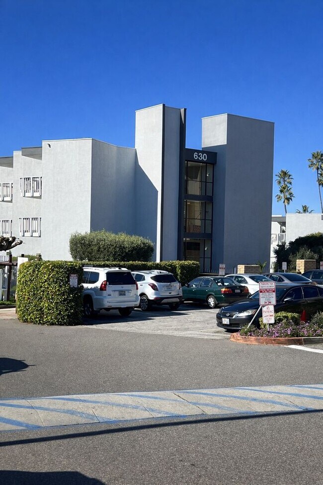 Building Photo - Top-Floor Oceanview Studio with Private Balcony - Redondo Beach Pier in Your Backyard