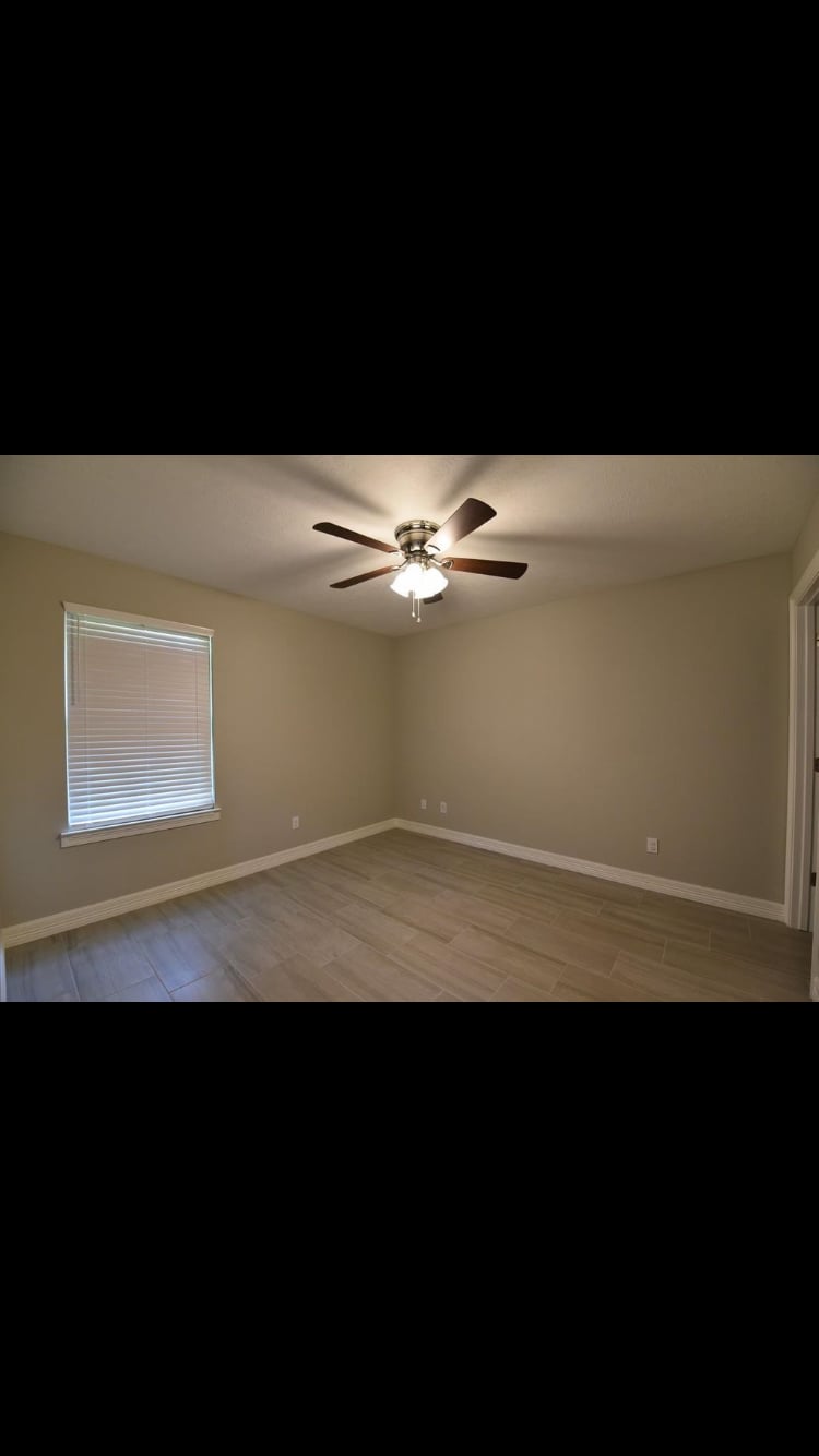 Building Photo - 6150 Hansen Blvd