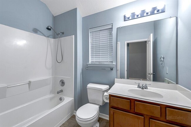 Building Photo - 22435 Stamford Brook Ct