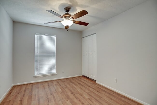 Building Photo - 179 Sandpebble Dr