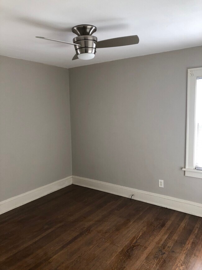 Building Photo - 12306 Mount Overlook Ave