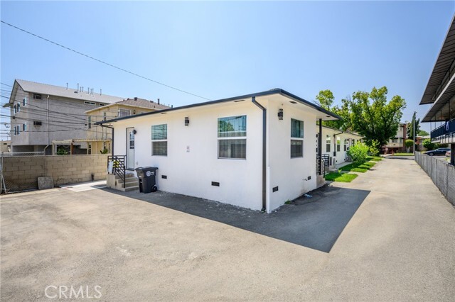 Building Photo - 1022 Spazier Ave