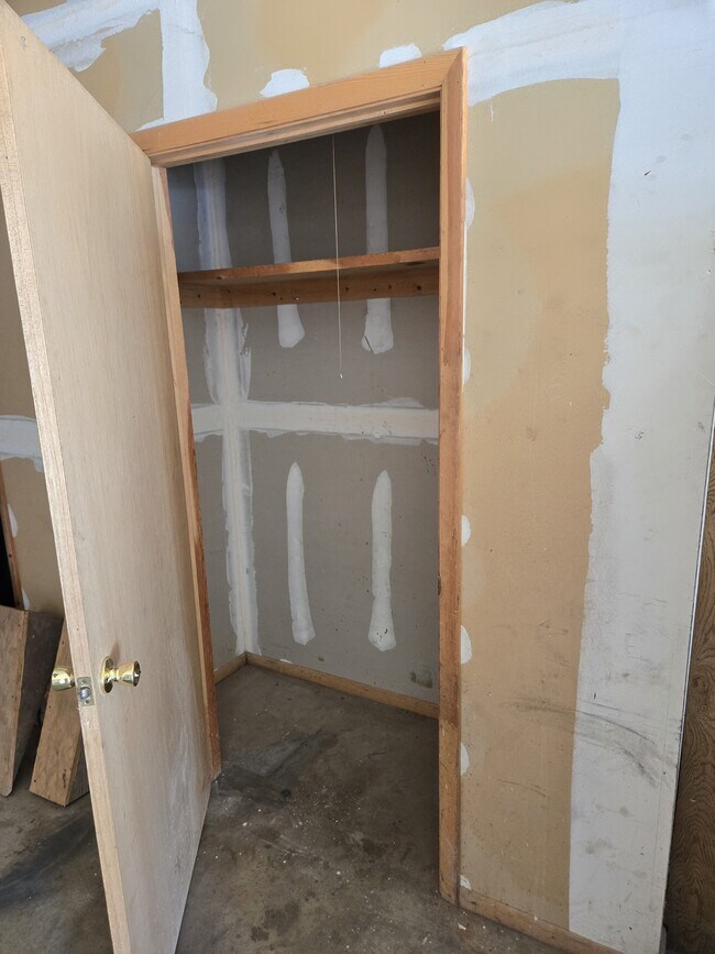 Building Photo - 1704 Erin Ct