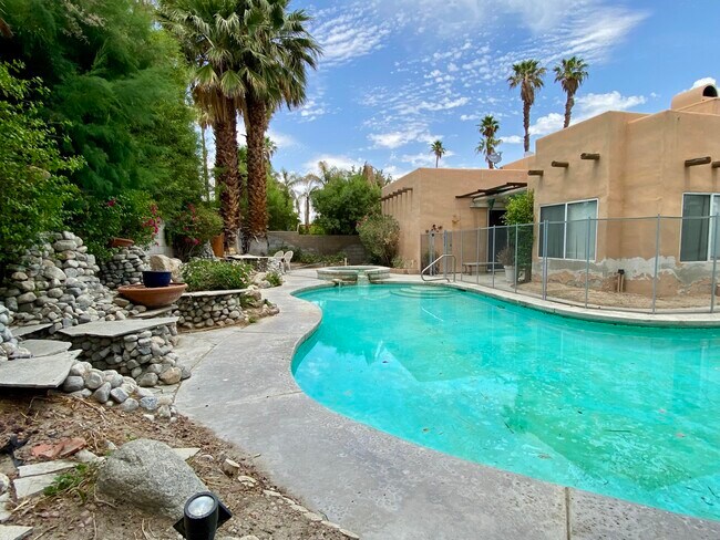 Building Photo - 28851 Avenida Diosa