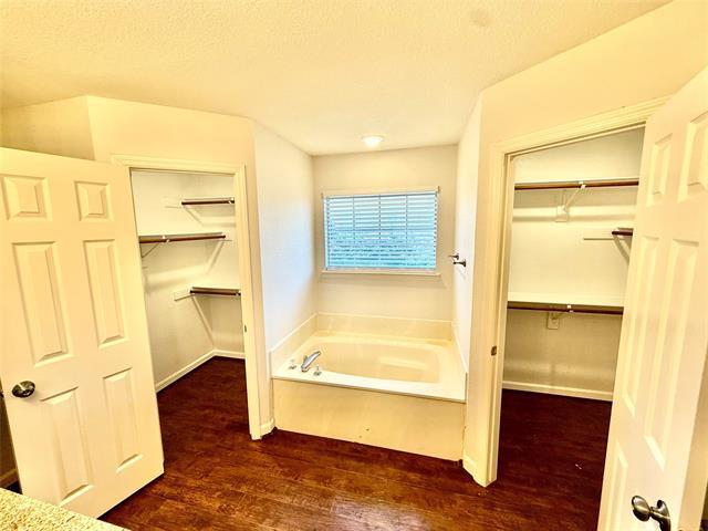 Building Photo - 5412 Crater Lake Dr