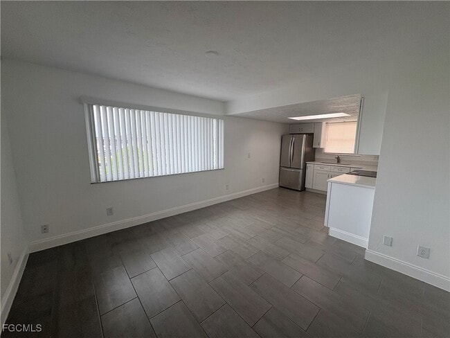 Building Photo - 5101 Manor Ct