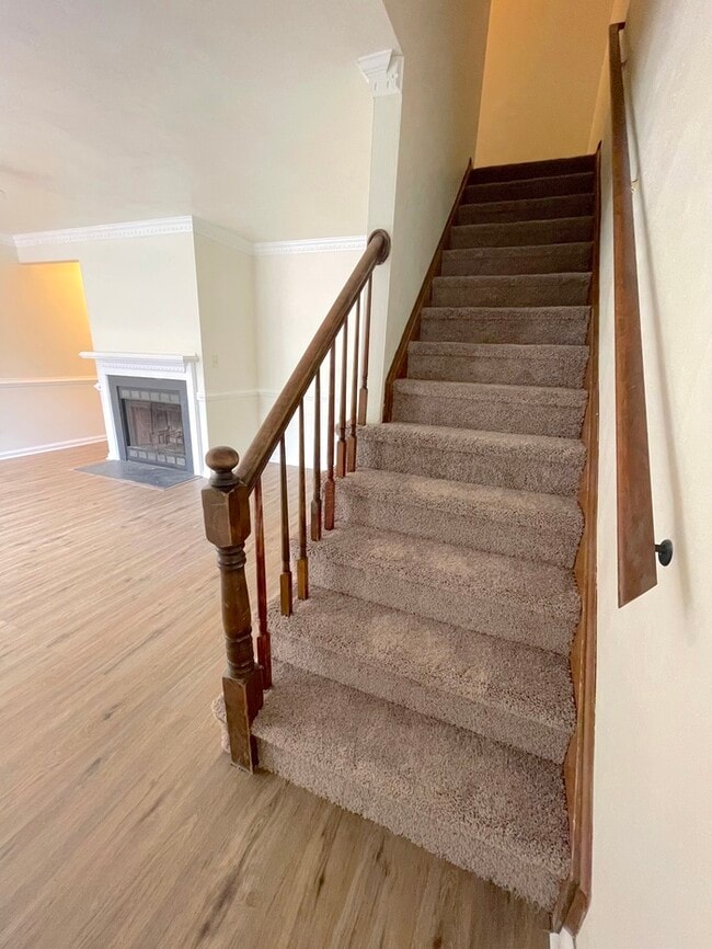 Building Photo - 5523 Gates Landing Rd