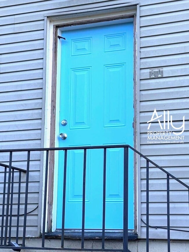 Building Photo - 648 Ivy Hill Ln