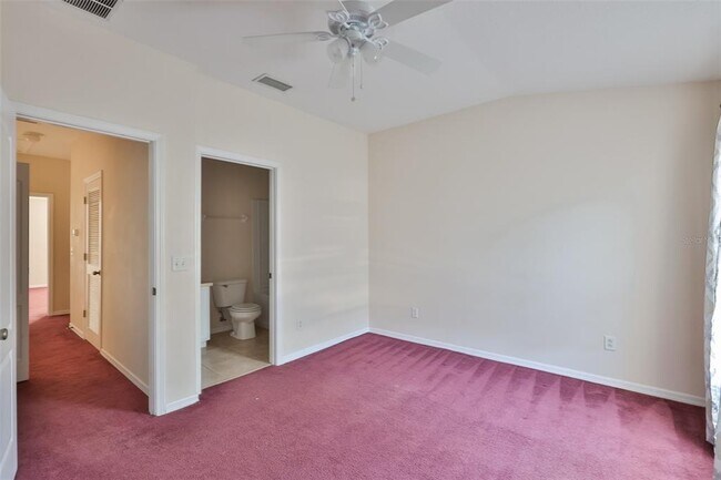 Building Photo - 15843 Fishhawk View Dr
