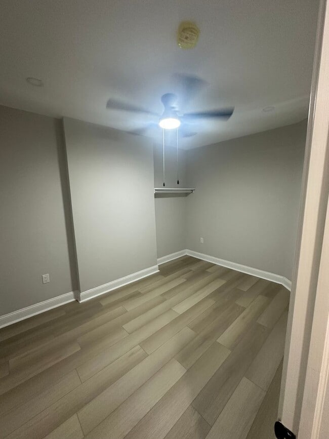 Building Photo - Beautiful Newly Renovated 4 Bedroom Home Now Available in Belmont!!!