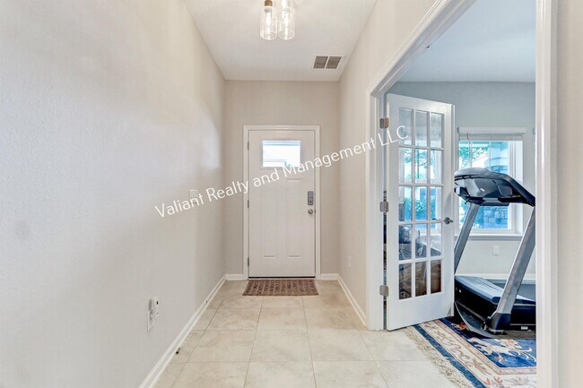 Building Photo - 14825 Rain Lily St