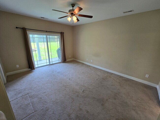 Building Photo - 47 Kentucky Derby Ln