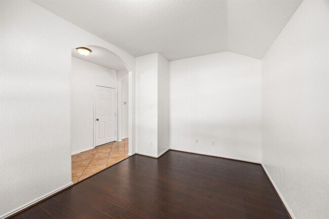 Building Photo - 26151 Travis Brook Dr