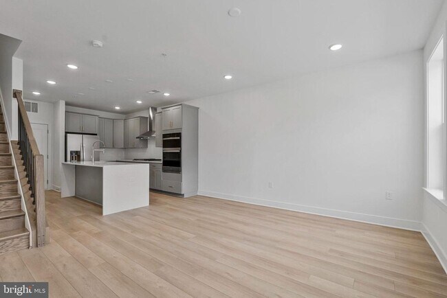 Building Photo - 19826 Lavender Dust Sq