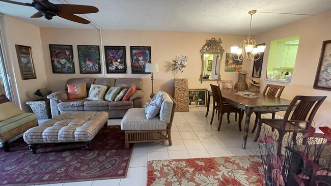 Building Photo - 14623 Bonaire Blvd