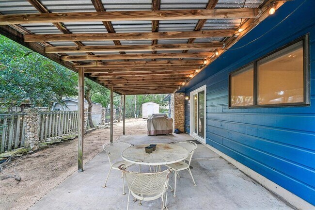 Building Photo - 5409 Hunters Glen